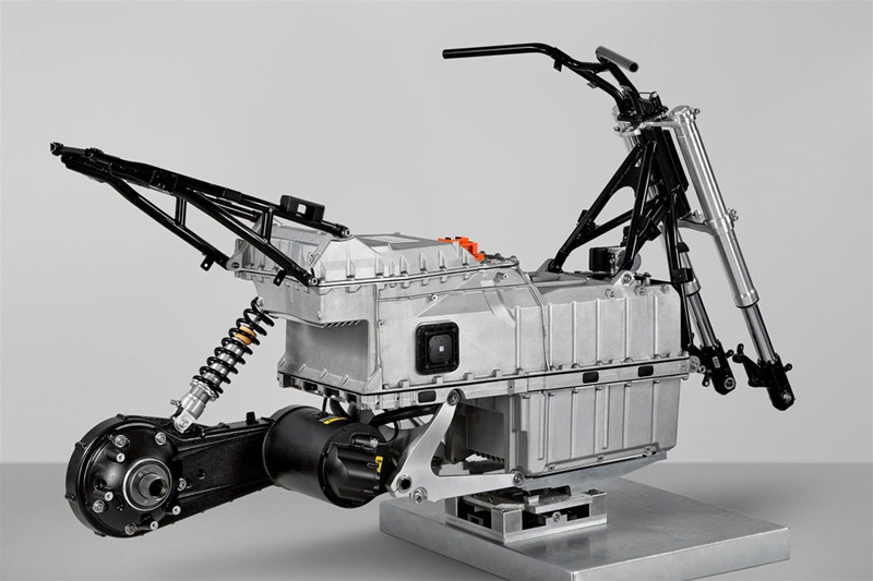 Предпроизводственный прототип электроскутера BMW C Evolution
