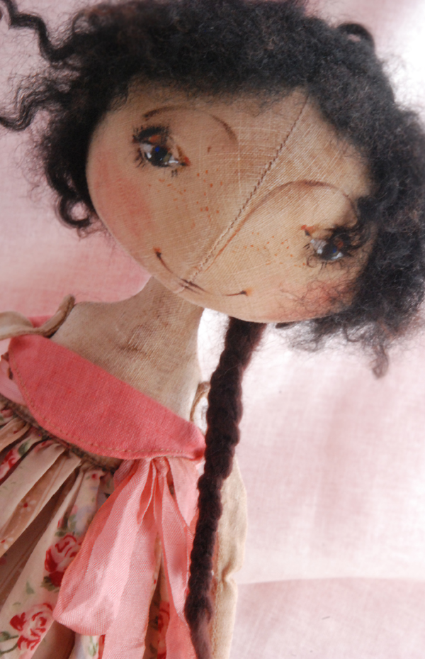 круглоголовая кукла