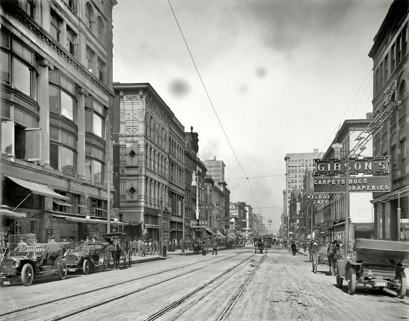 Memphis Main Street, North from Gayoso Avenue 1910